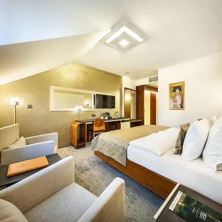 Hotel Wellness Diamant Hluboká nad Vltavou