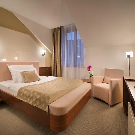 Wellness Diamant Hluboká nad Vltavou