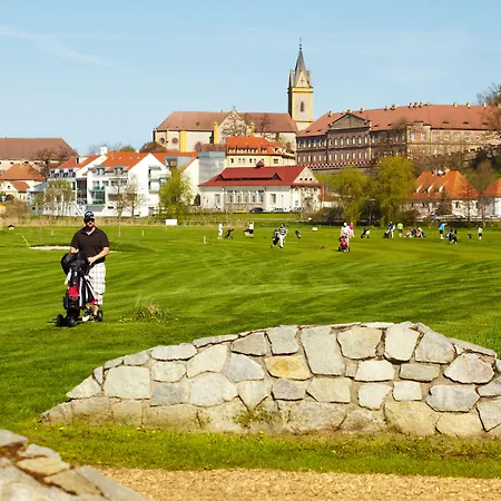 Wellness Diamant Hluboká nad Vltavou