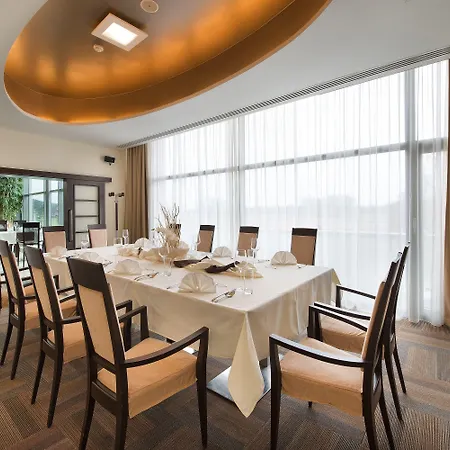 Wellness Diamant 5* Hluboká nad Vltavou