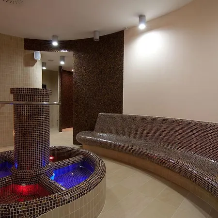 Wellness Diamant Hluboka nad Vltavou