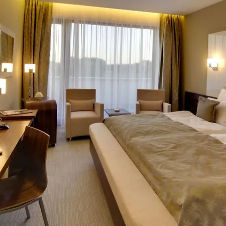 Wellness Diamant Hluboka nad Vltavou