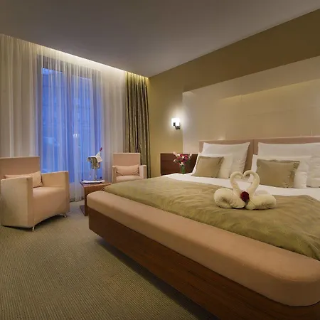Wellness Diamant Hluboka nad Vltavou