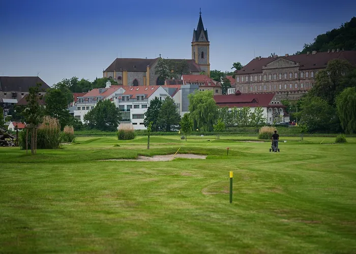 Hotel Wellness Diamant Hluboká nad Vltavou